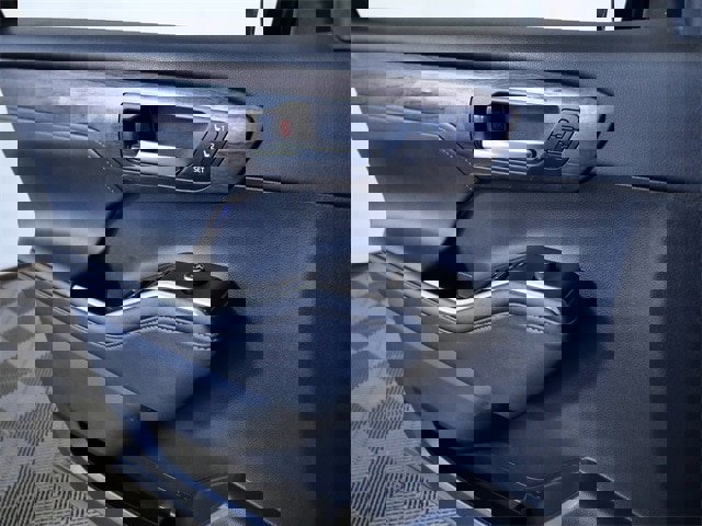 Used 2020 Toyota Highlander Platinum image 24