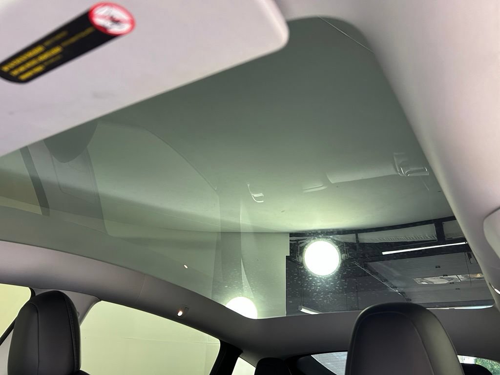 Used 2021 Tesla Model Y Performance AWD/4WD image 27