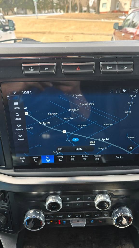 Used 2023 Ford F350 Lariat w/ Black Appearance Package image 27