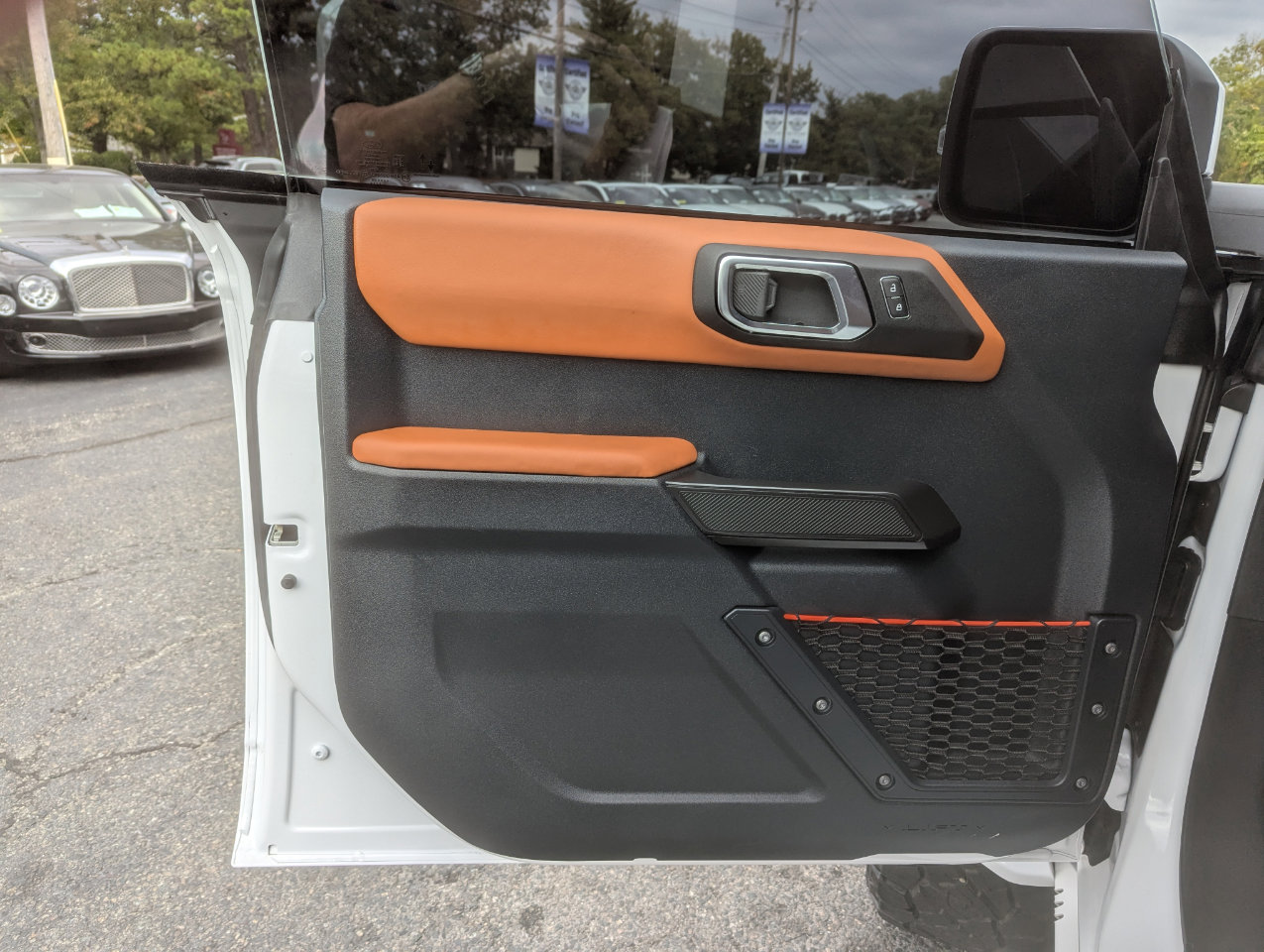 Used 2024 Ford Bronco Raptor w/ Interior Carbon Fiber Pack 6 image 13