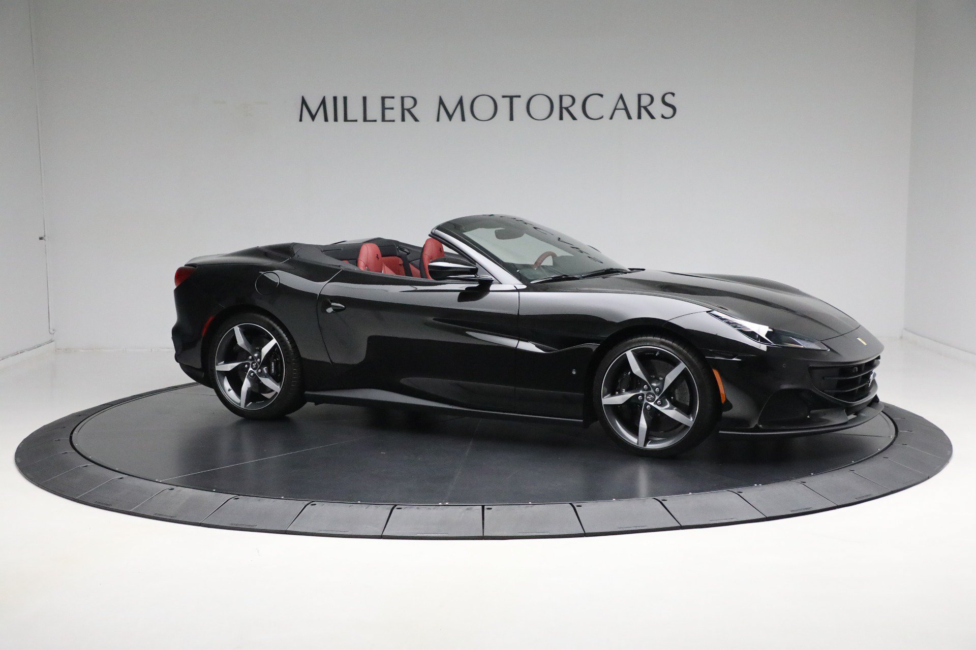 Certified 2023 Ferrari Portofino M RWD image 10