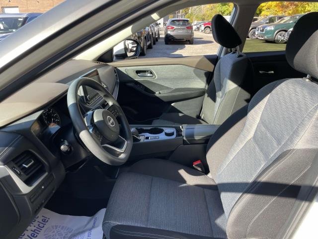 Certified 2023 Nissan Rogue SV image 14