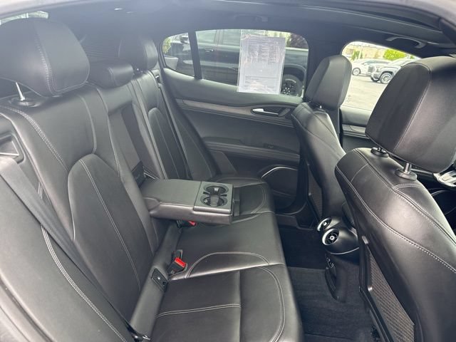 Used 2022 Alfa Romeo Stelvio Ti w/ Active Assist Plus Package AWD/4WD image 30