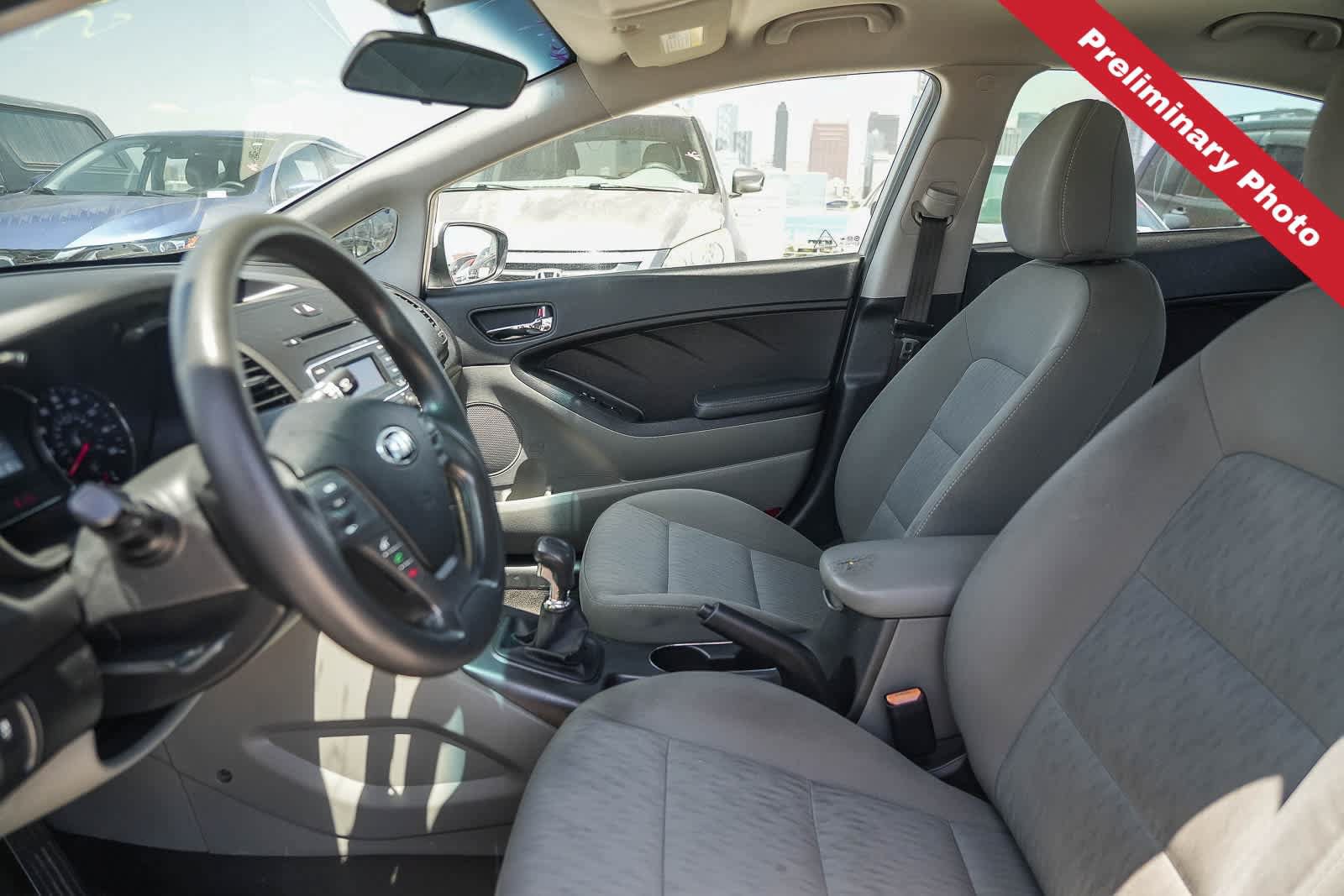 Used 2016 Kia Forte LX FWD image 14