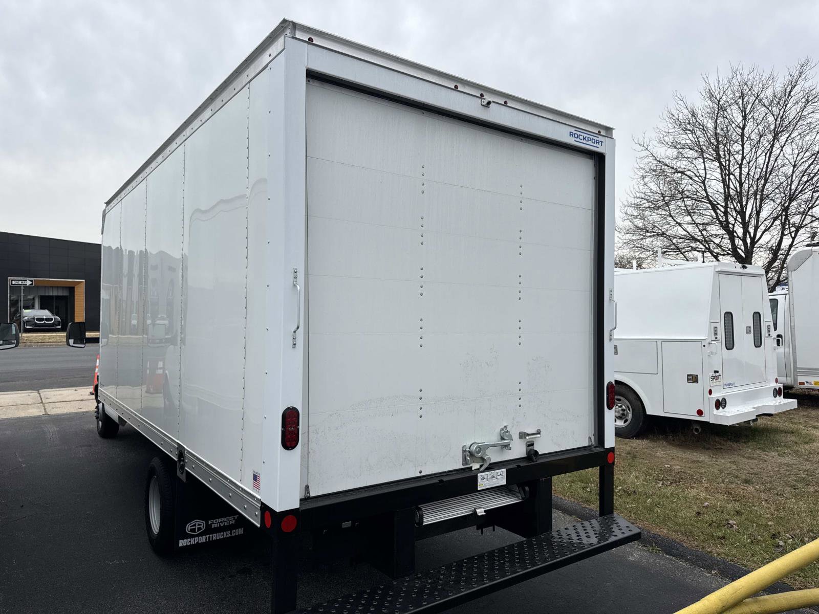 New 2026 Chevrolet Express 4500 w/ Power Convenience Package RWD image 12