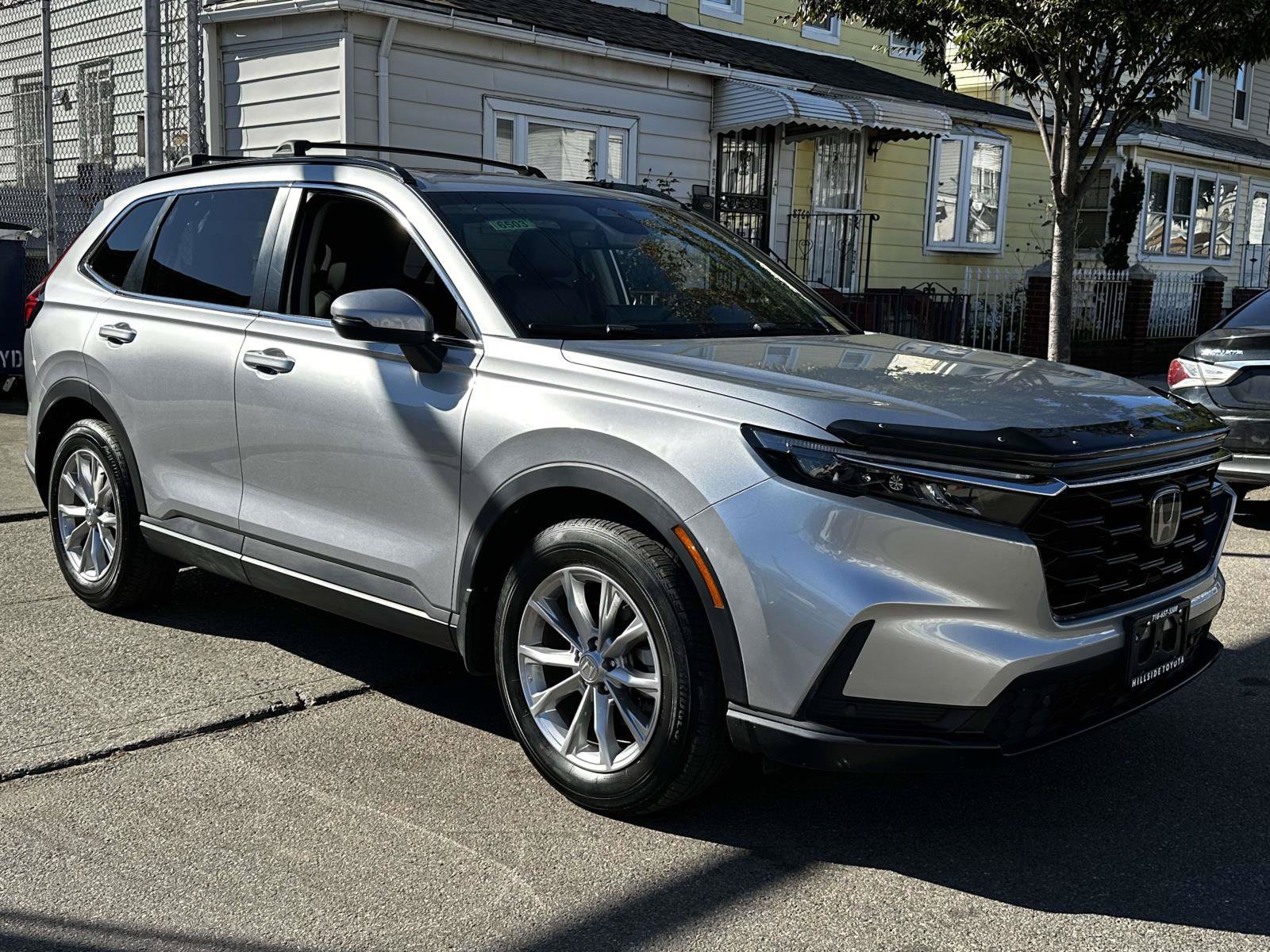 Used 2023 Honda CR-V EX-L image 7