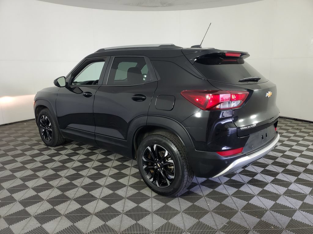 Used 2023 Chevrolet TrailBlazer LT w/ Convenience Package FWD image 6