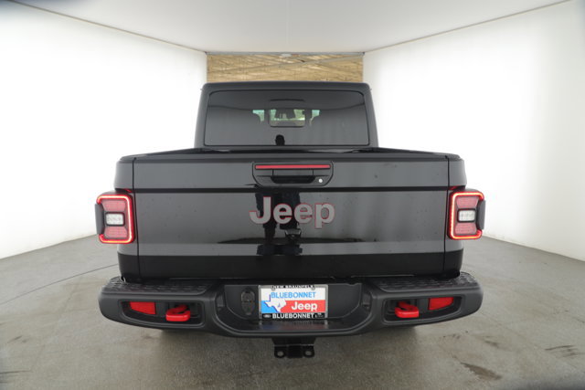 New 2026 Jeep Gladiator Rubicon w/ Technology Group image 4