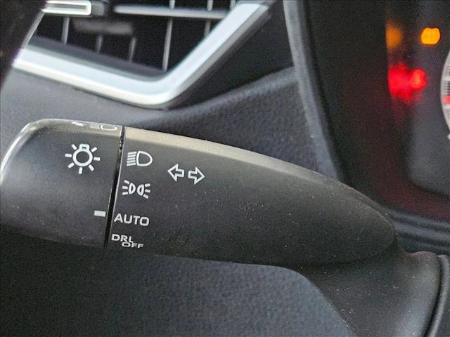 Used 2022 Toyota Corolla SE FWD image 8