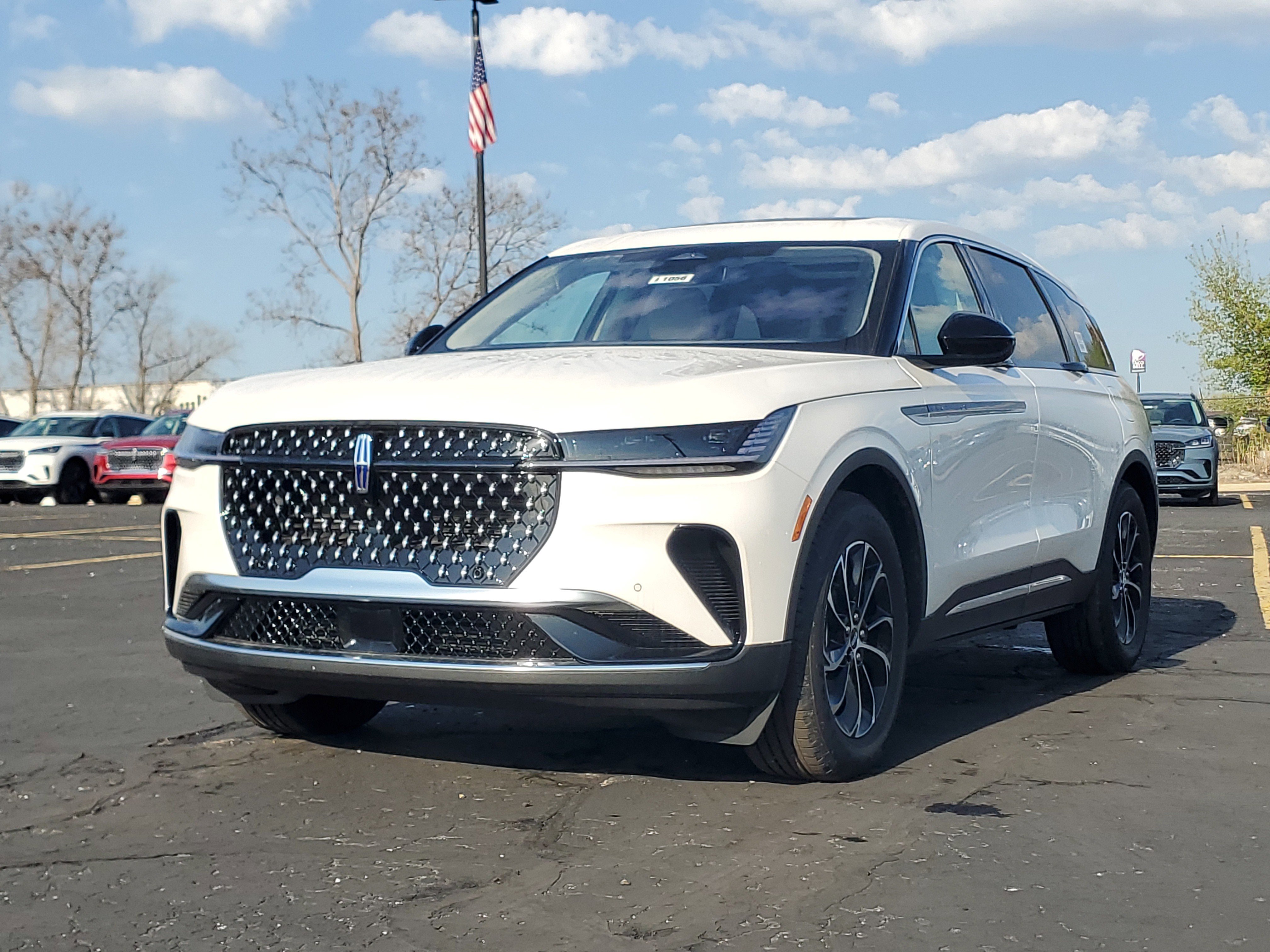 New 2026 Lincoln Nautilus Premier w/ Equipment Group 102A AWD/4WD image 2