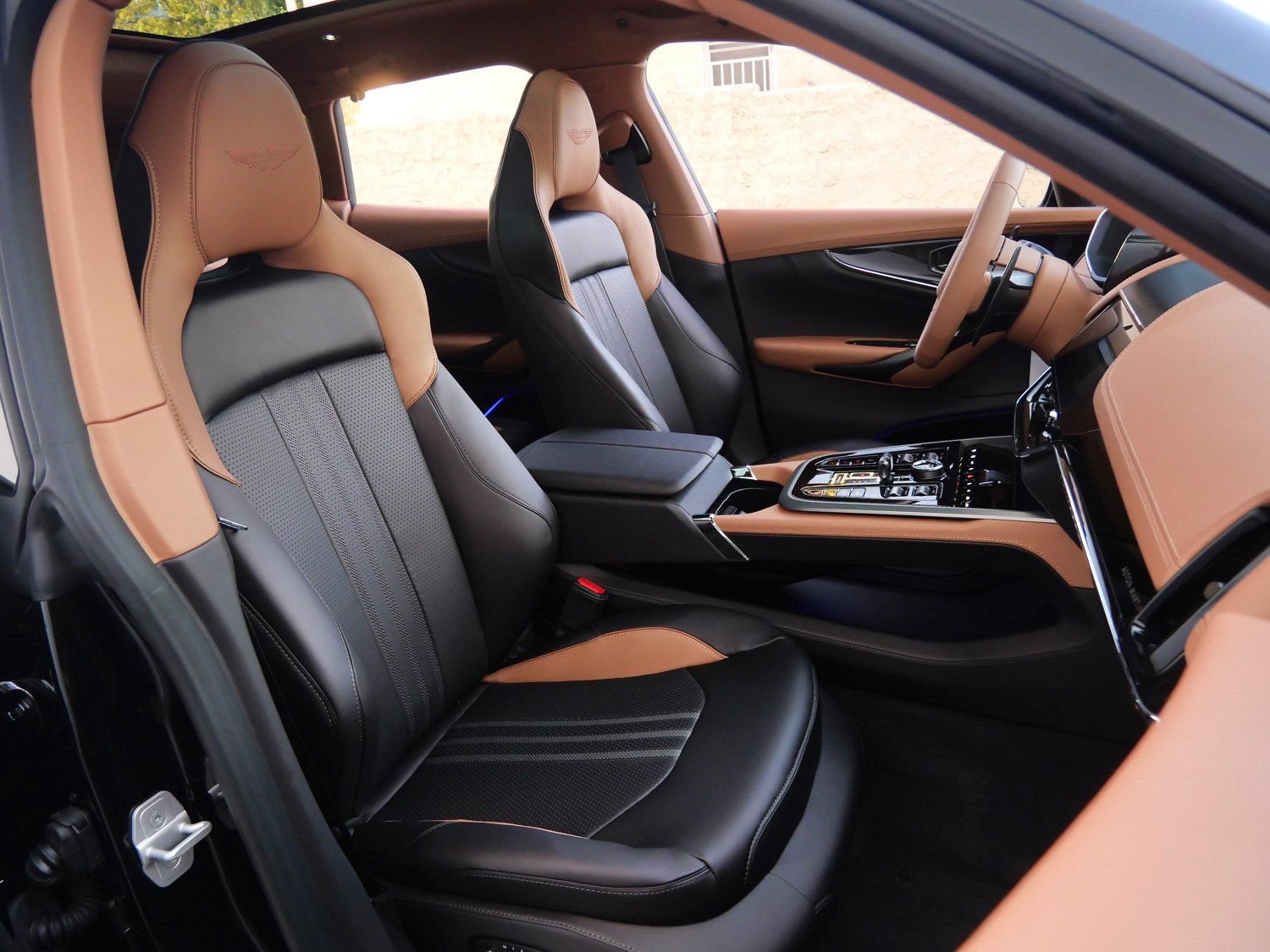 New 2026 Aston Martin DBX 707 AWD/4WD image 12