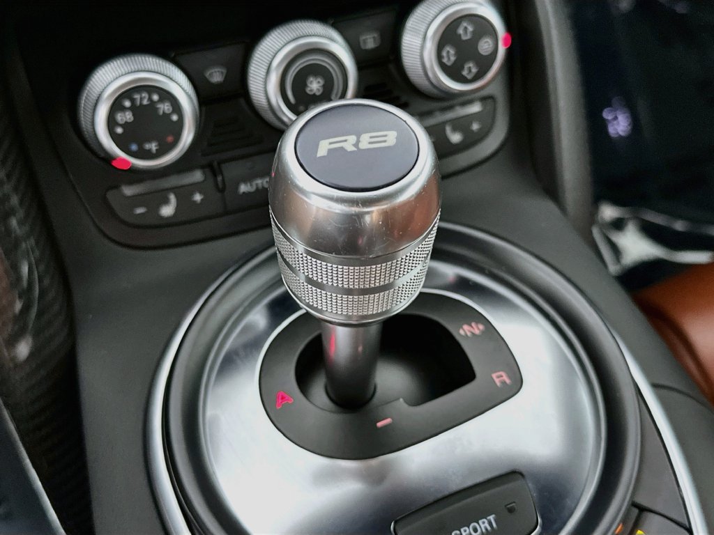 Used 2009 Audi R8 V8 AWD/4WD image 18