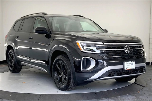 Certified 2025 Volkswagen Atlas Peak Edition SE