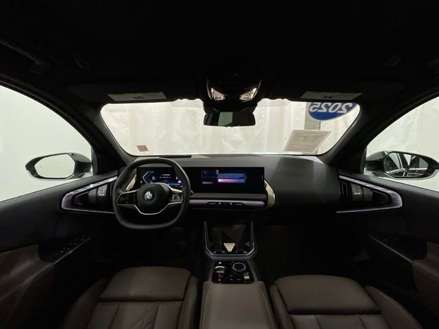 Used 2025 BMW X3 xDrive30i w/ Premium Package AWD/4WD image 16