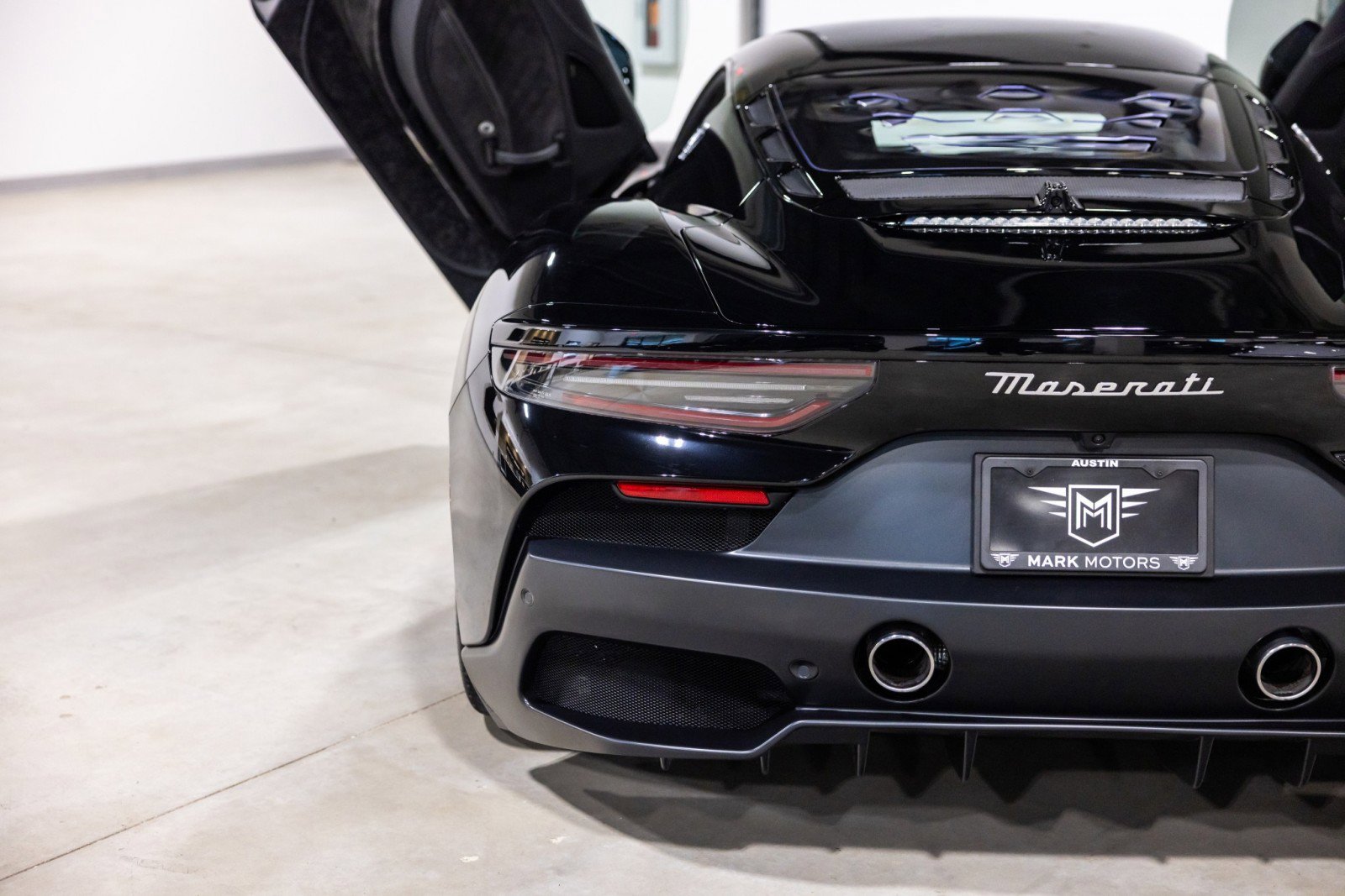 Used 2022 Maserati MC20 Coupe RWD image 14