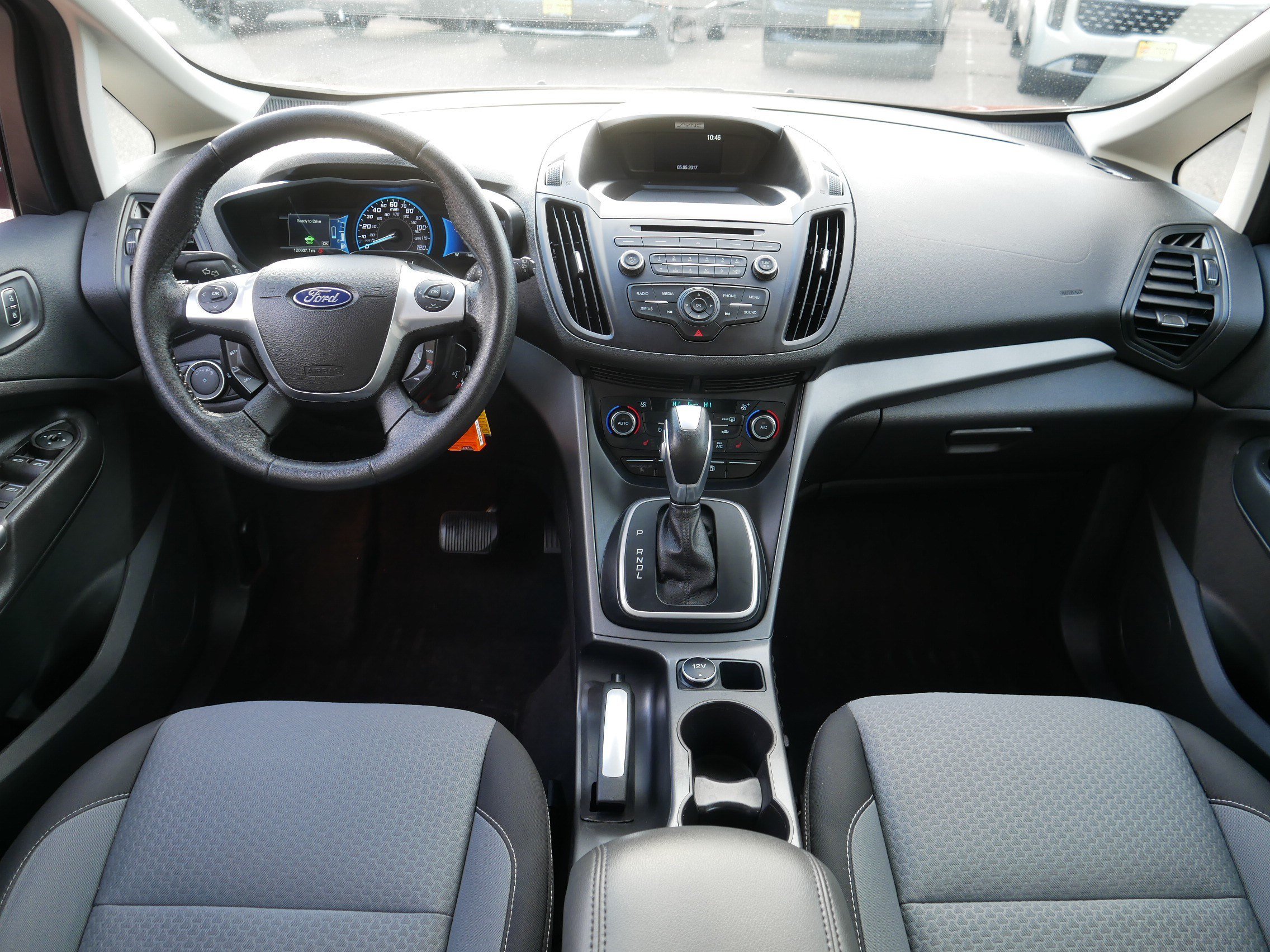 Used 2017 Ford C-MAX Energi SE w/ Cold Weather Package FWD image 10