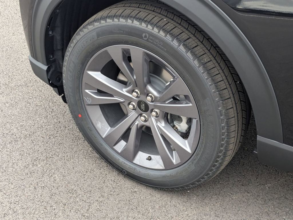 New 2026 Ford Explorer Active AWD/4WD image 26