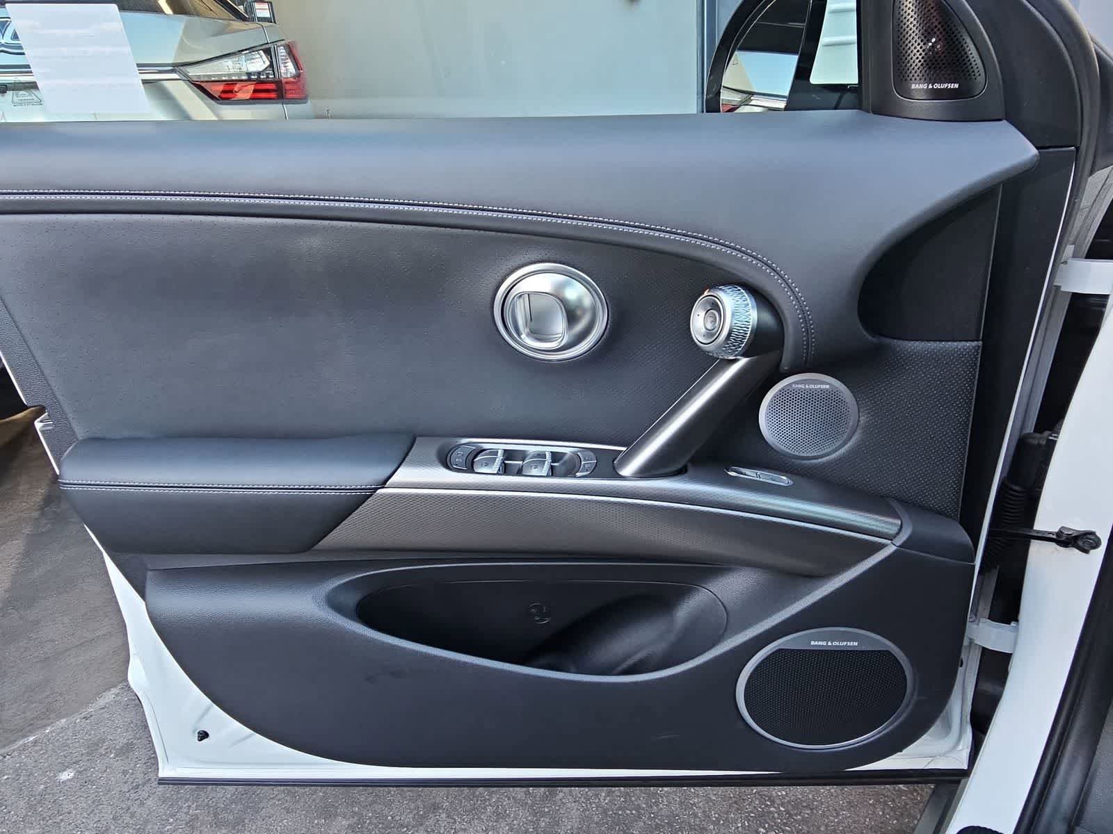 Certified 2023 Genesis GV60 Advanced AWD/4WD image 27