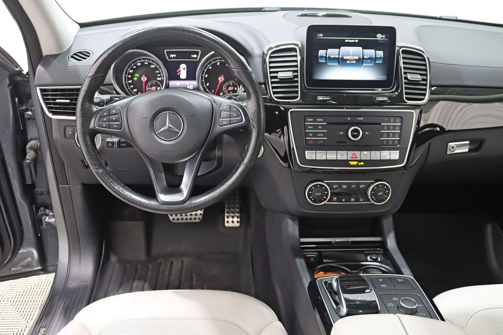Used 2017 Mercedes-Benz GLE 400 4MATIC image 12