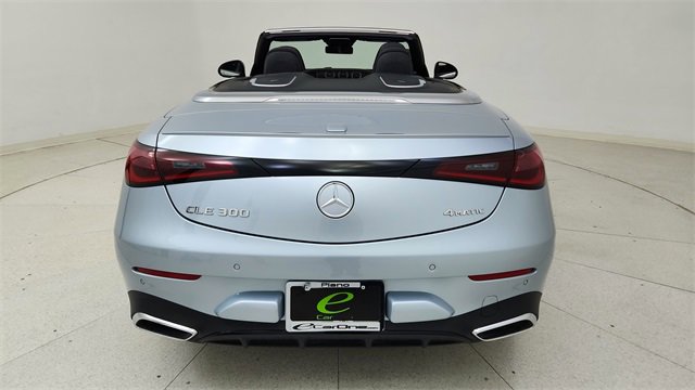 Used 2025 Mercedes-Benz CLE 300 4MATIC Cabriolet image 5