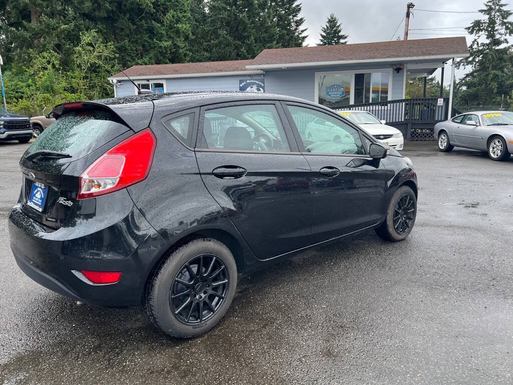 Used 2014 Ford Fiesta SE FWD image 16