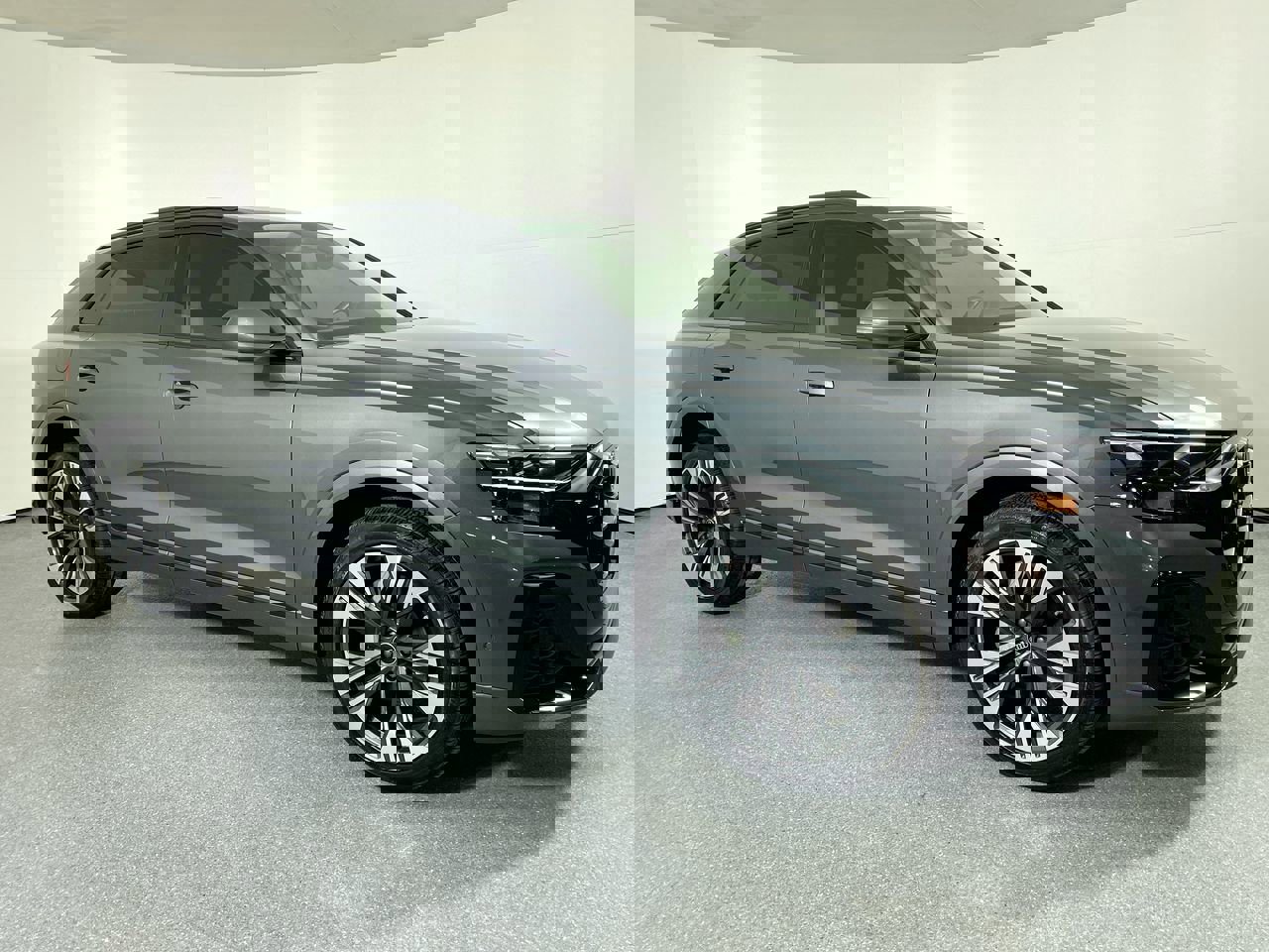 Used 2025 Audi Q8 Premium Plus w/ Premium Plus Package image 28