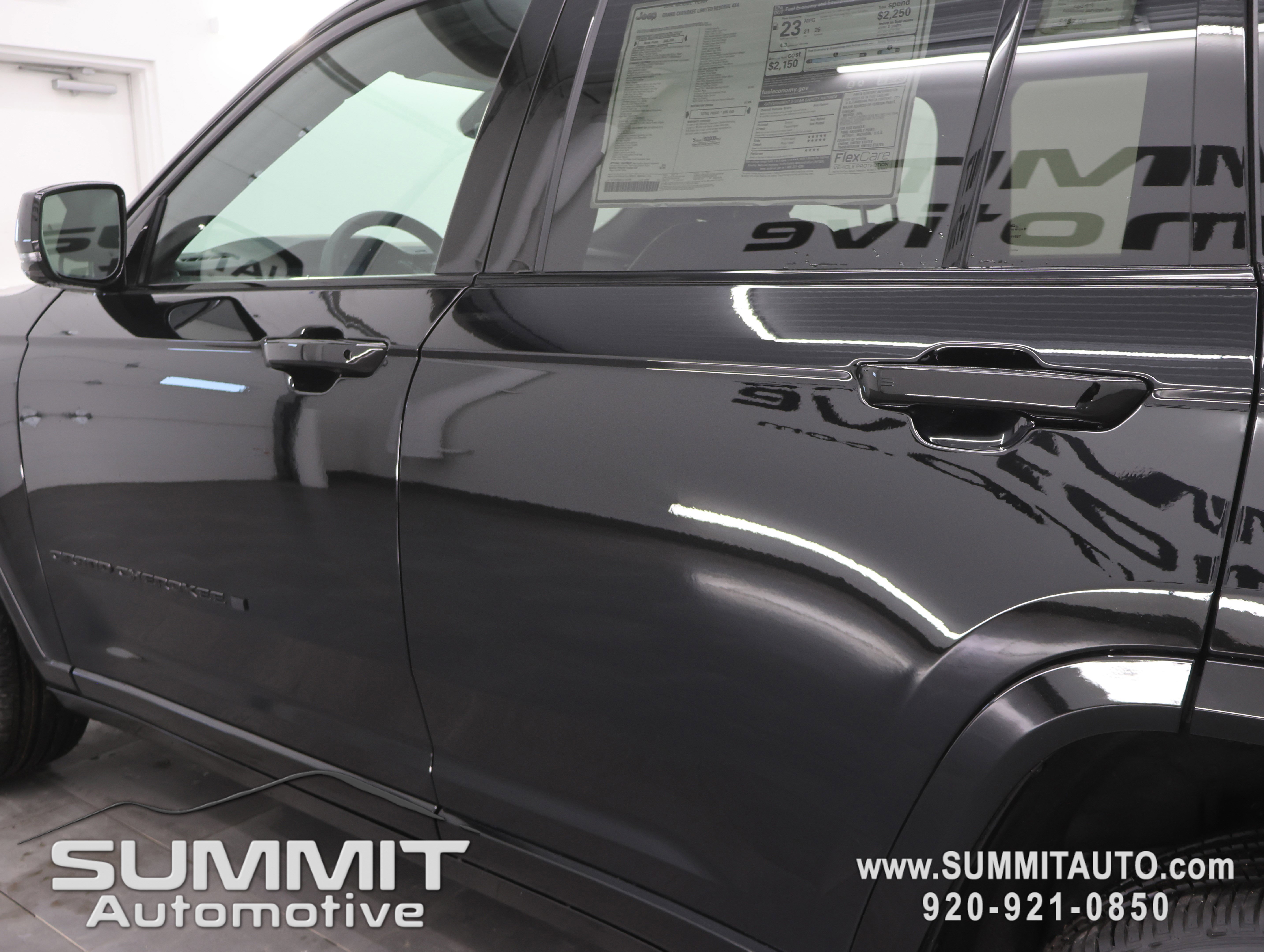 New 2026 Jeep Grand Cherokee Limited Reserve image 38