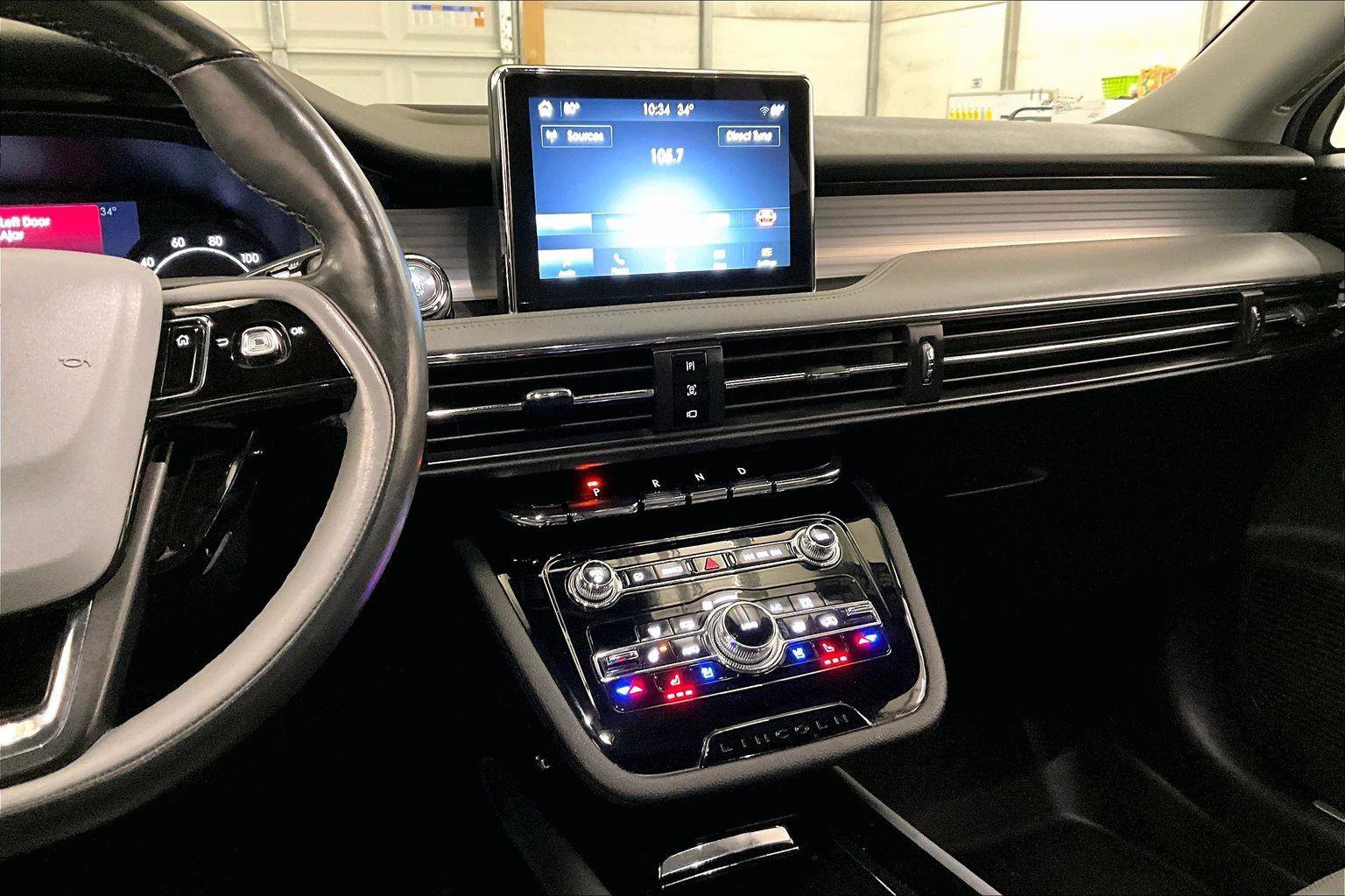 Used 2021 Lincoln Corsair AWD w/ Equipment Group 101A image 6