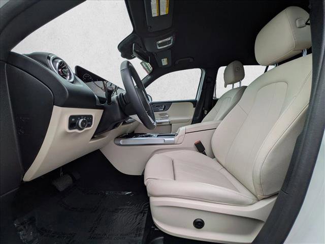 Certified 2025 Mercedes-Benz GLB 250 image 15