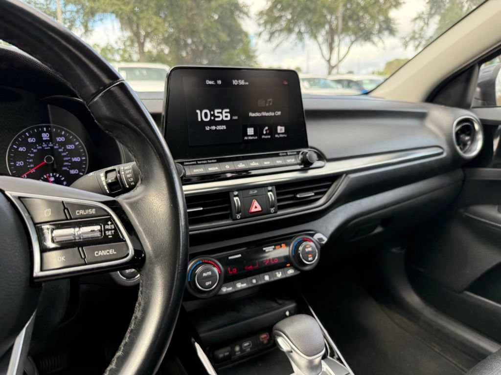 Used 2021 Kia Forte EX image 25