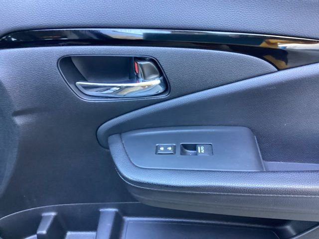 Used 2016 Honda Pilot Touring image 21