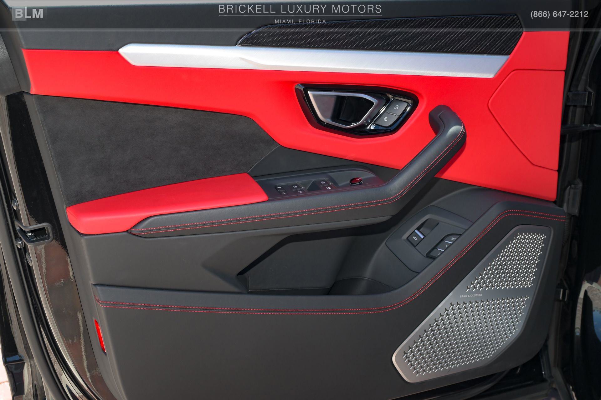 Used 2020 Lamborghini Urus image 18