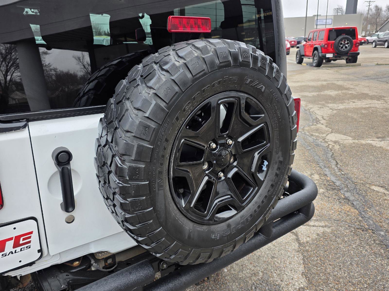 Used 2015 Jeep Wrangler Willys Wheeler image 33