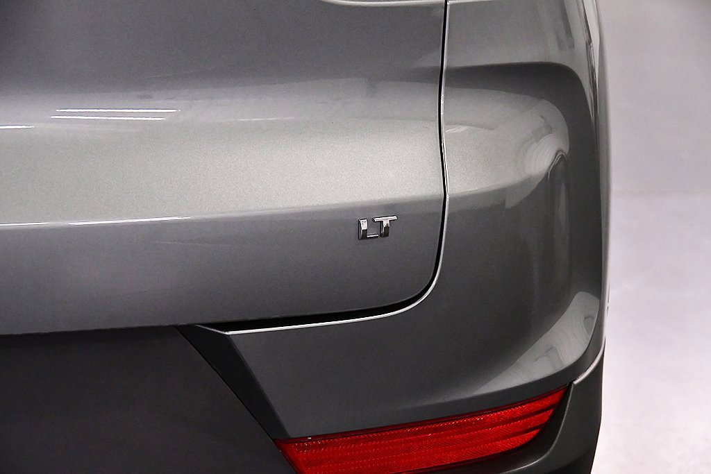 Used 2025 Chevrolet TrailBlazer LT w/ LT Cold Weather Package image 11