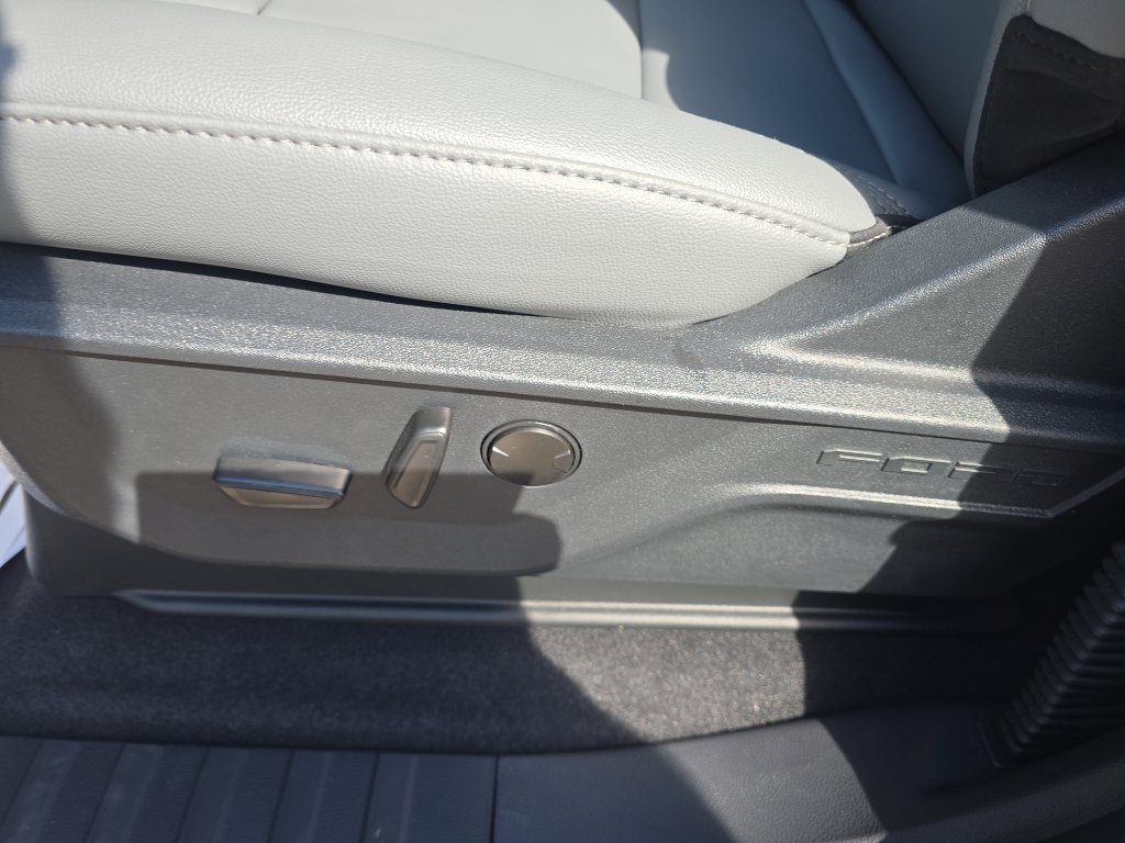 New 2025 Ford F150 Lightning Flash image 23