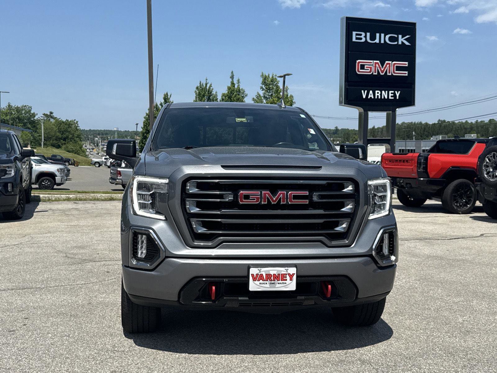 Used 2022 GMC Sierra 1500 AT4 w/ AT4 Preferred Package image 2