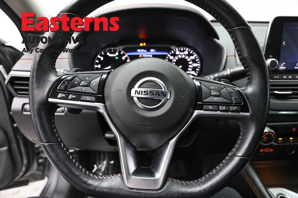 Used 2019 Nissan Altima 2.5 SR AWD/4WD image 10
