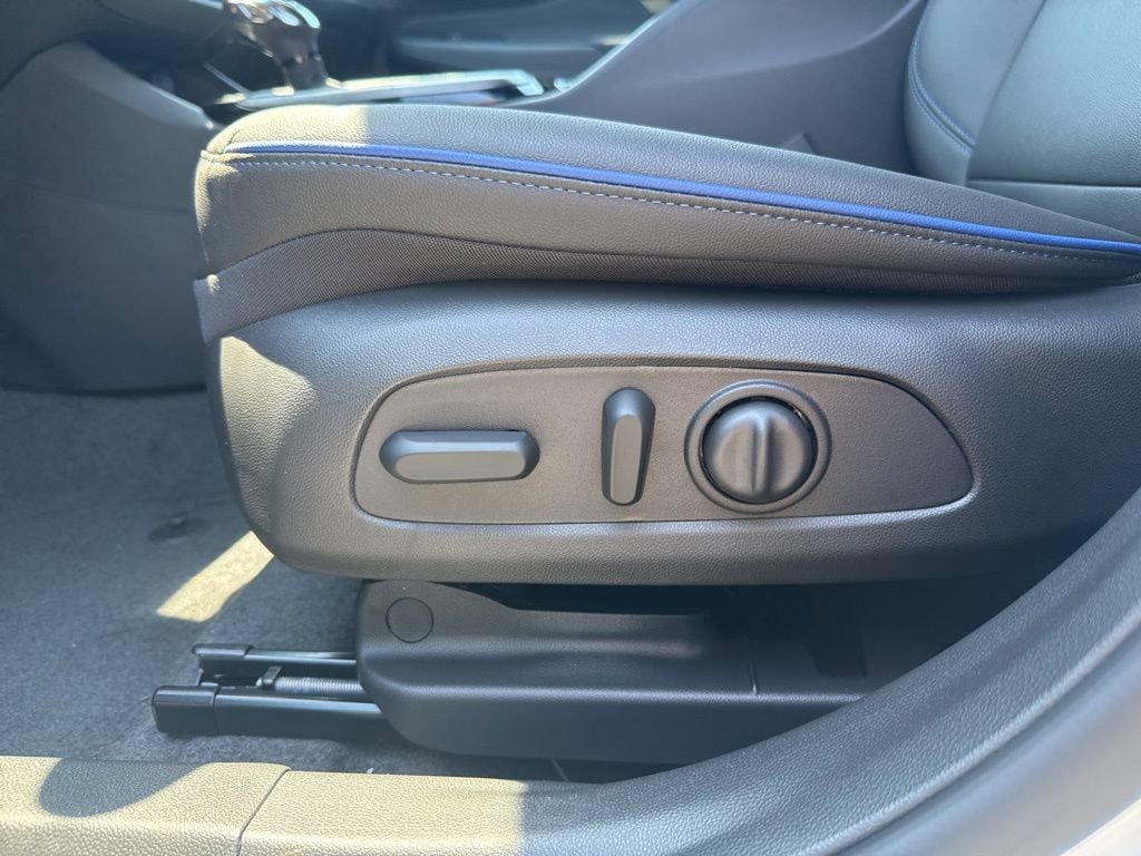 New 2026 Buick Envista Sport Touring w/ Convenience I Package FWD image 23