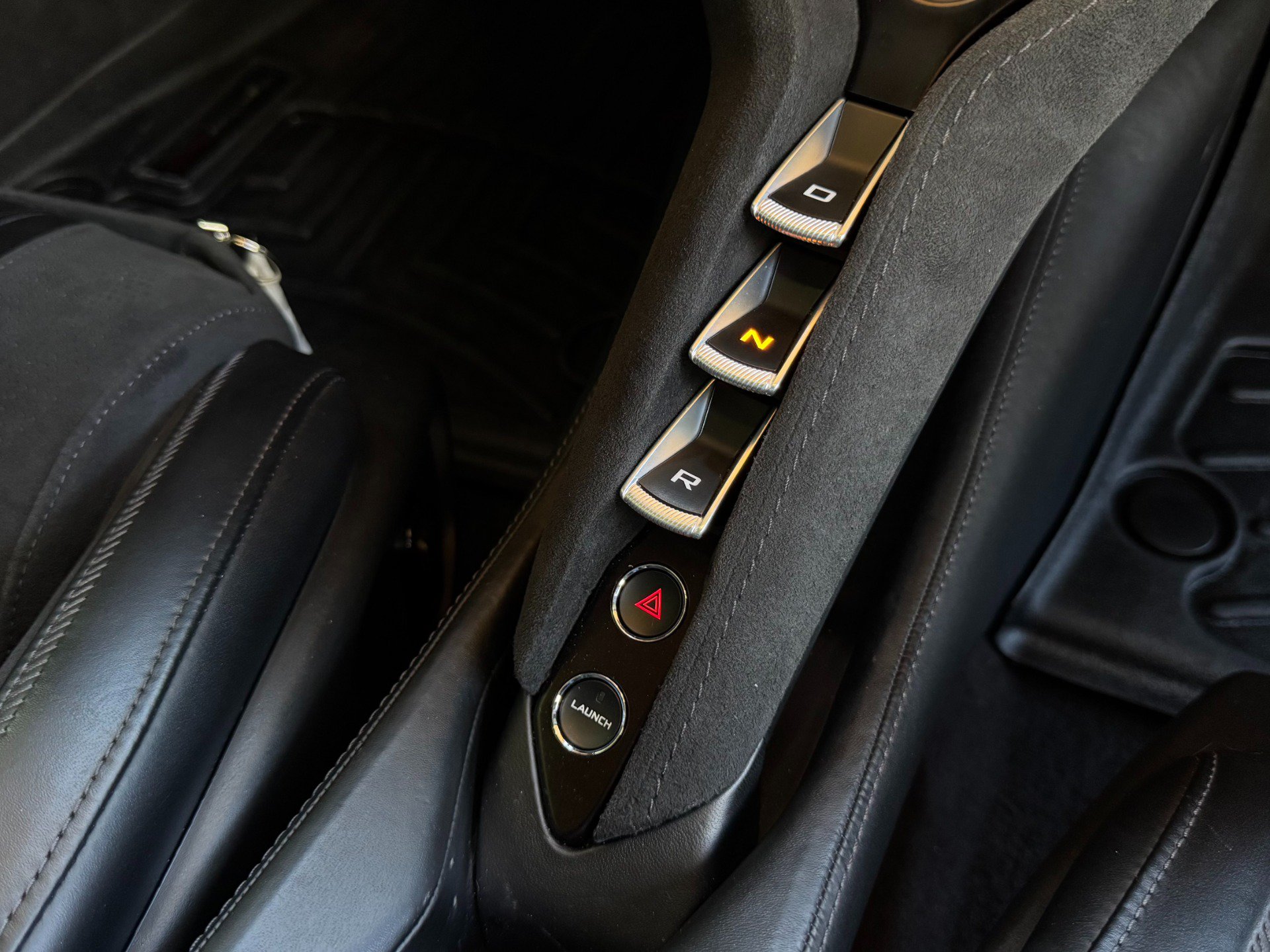 Used 2019 McLaren 720S Performance RWD image 36