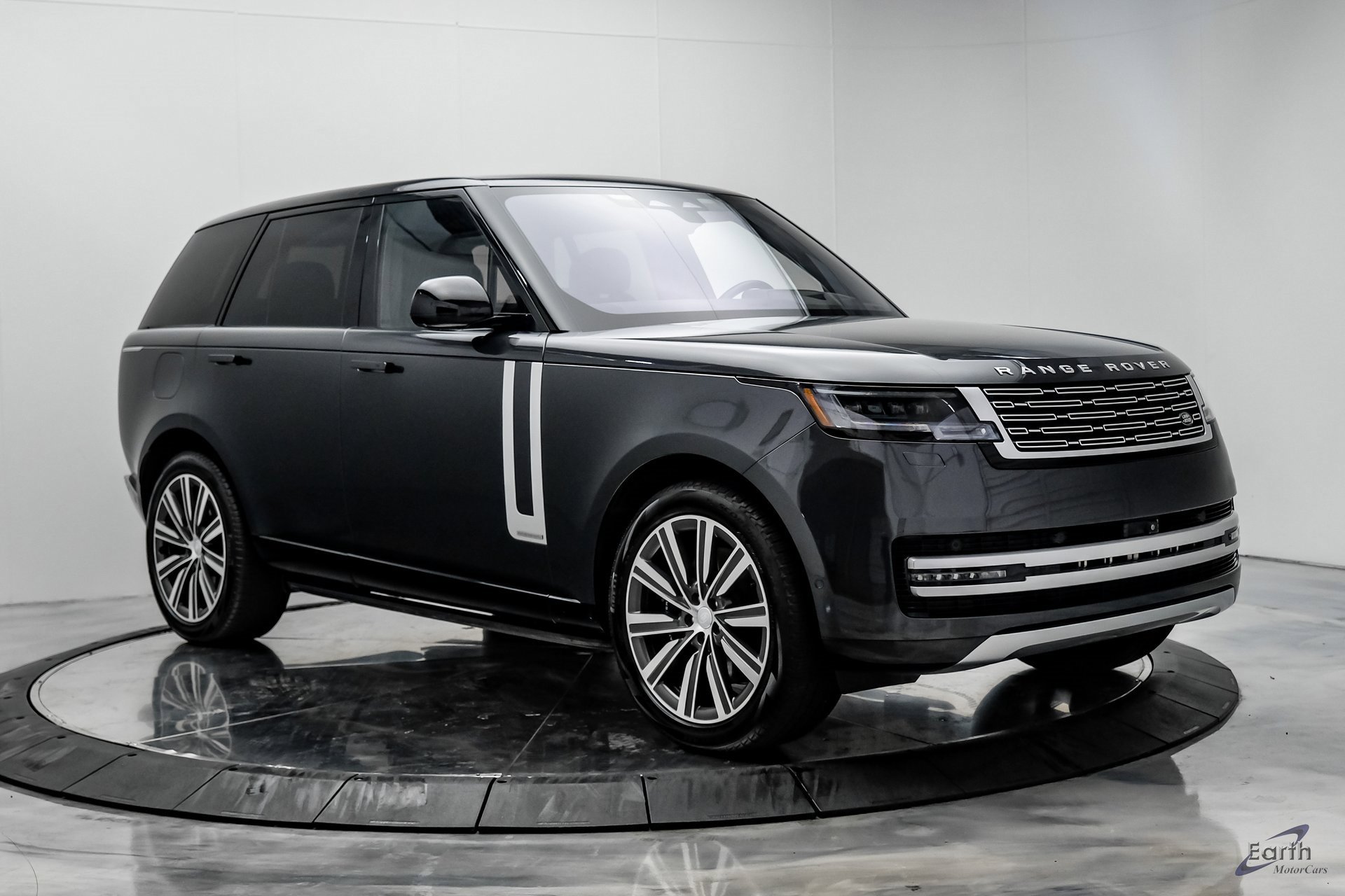 Used 2023 Land Rover Range Rover Autobiography image 19