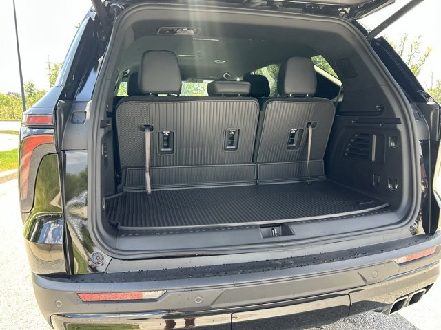 New 2026 Chevrolet Traverse LT w/ Midnight/Sport Edition image 56