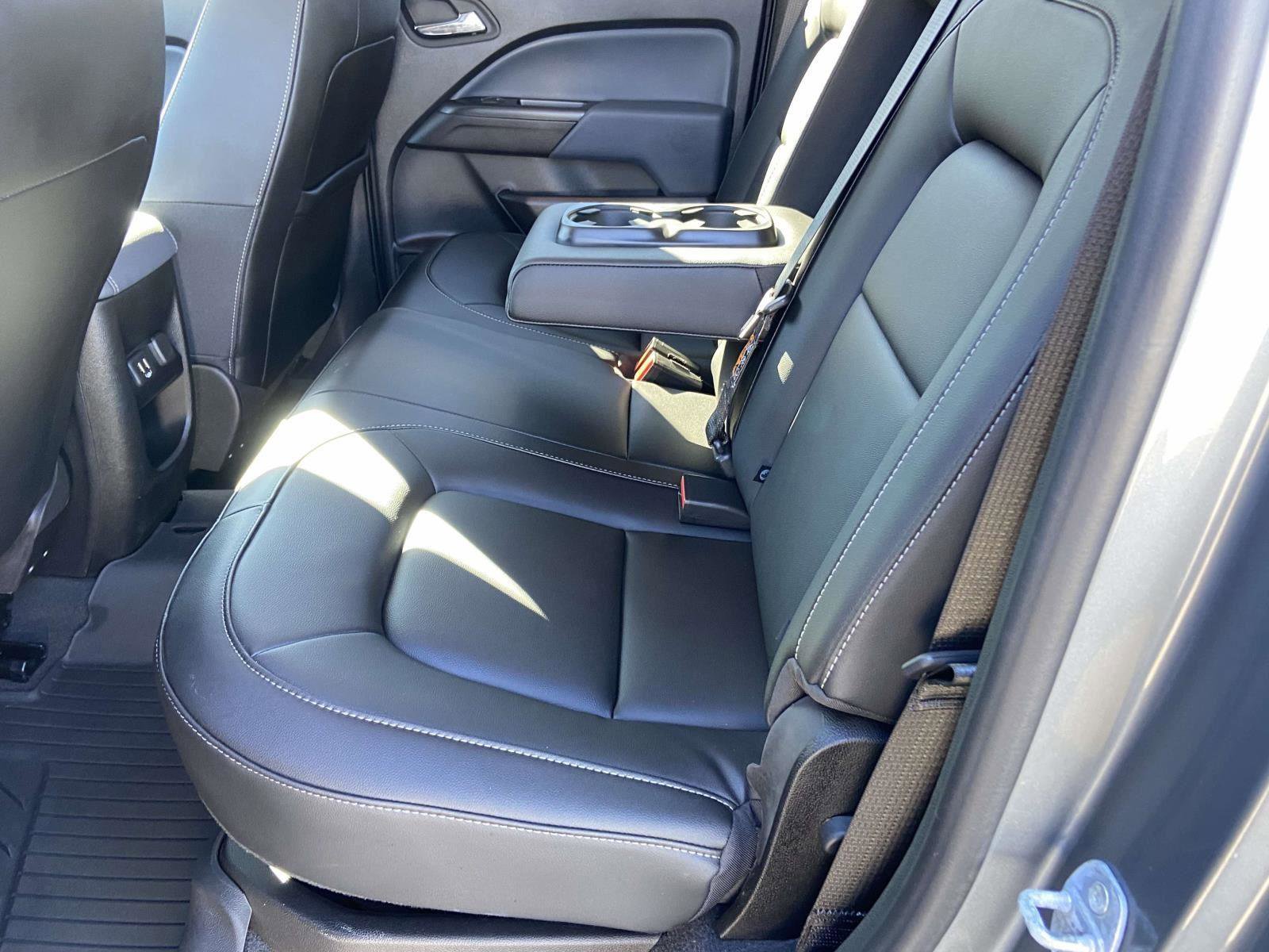 Used 2022 Chevrolet Colorado Z71 image 3