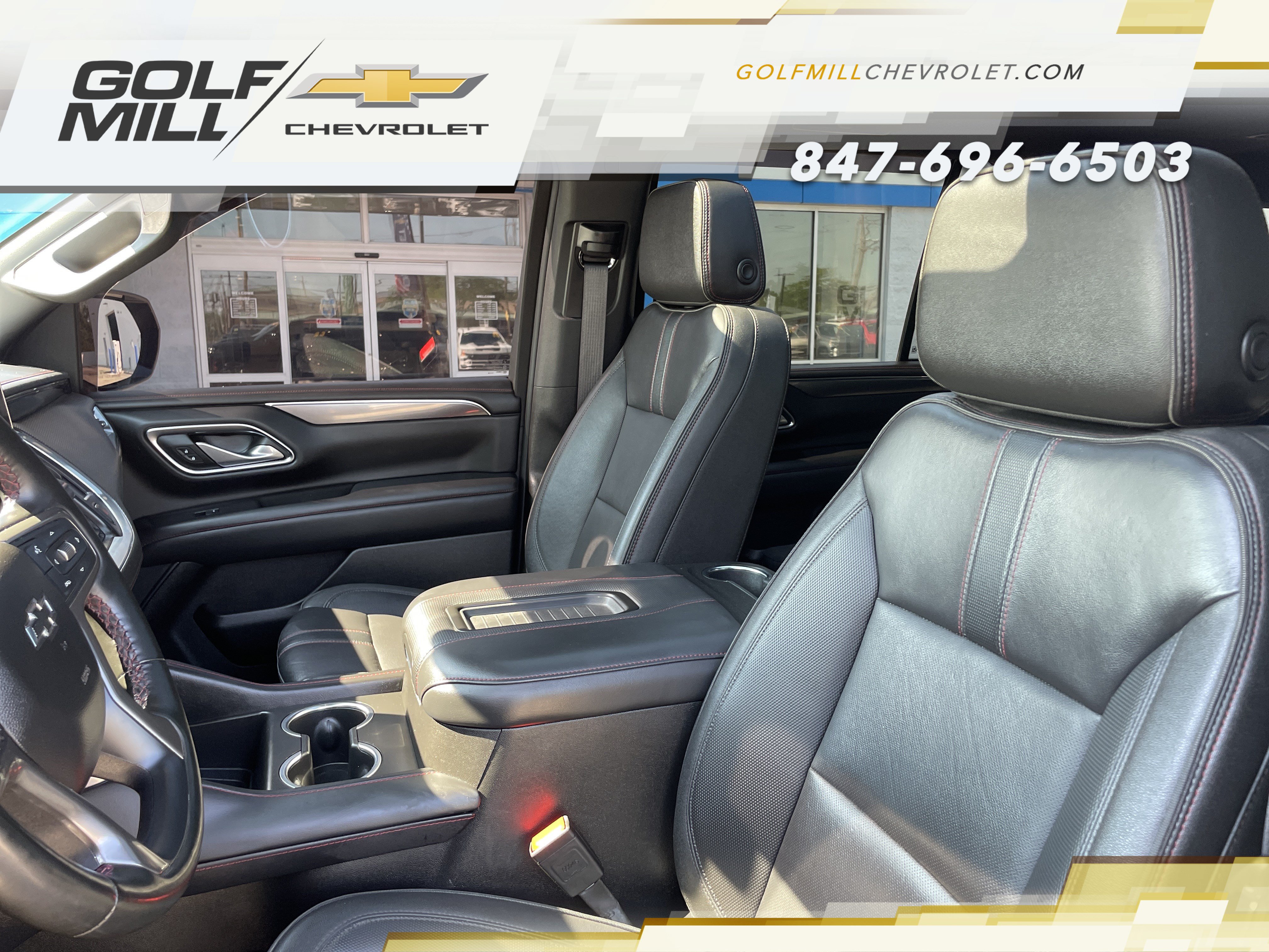 Used 2024 Chevrolet Suburban RST w/ Luxury Package AWD/4WD image 15