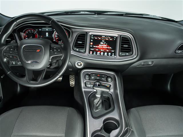 Used 2016 Dodge Challenger R/T Scat Pack RWD image 20