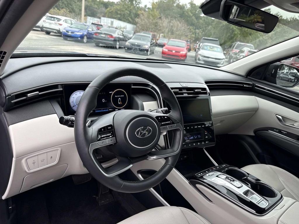 Used 2023 Hyundai Tucson Limited image 33