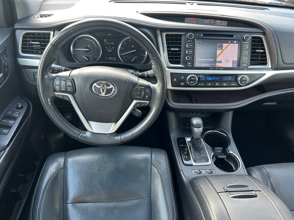 Used 2019 Toyota Highlander Limited Platinum AWD/4WD image 20