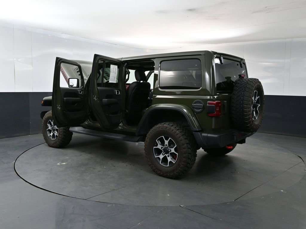 Used 2022 Jeep Wrangler Unlimited Rubicon w/ LED Lighting Group AWD/4WD image 27