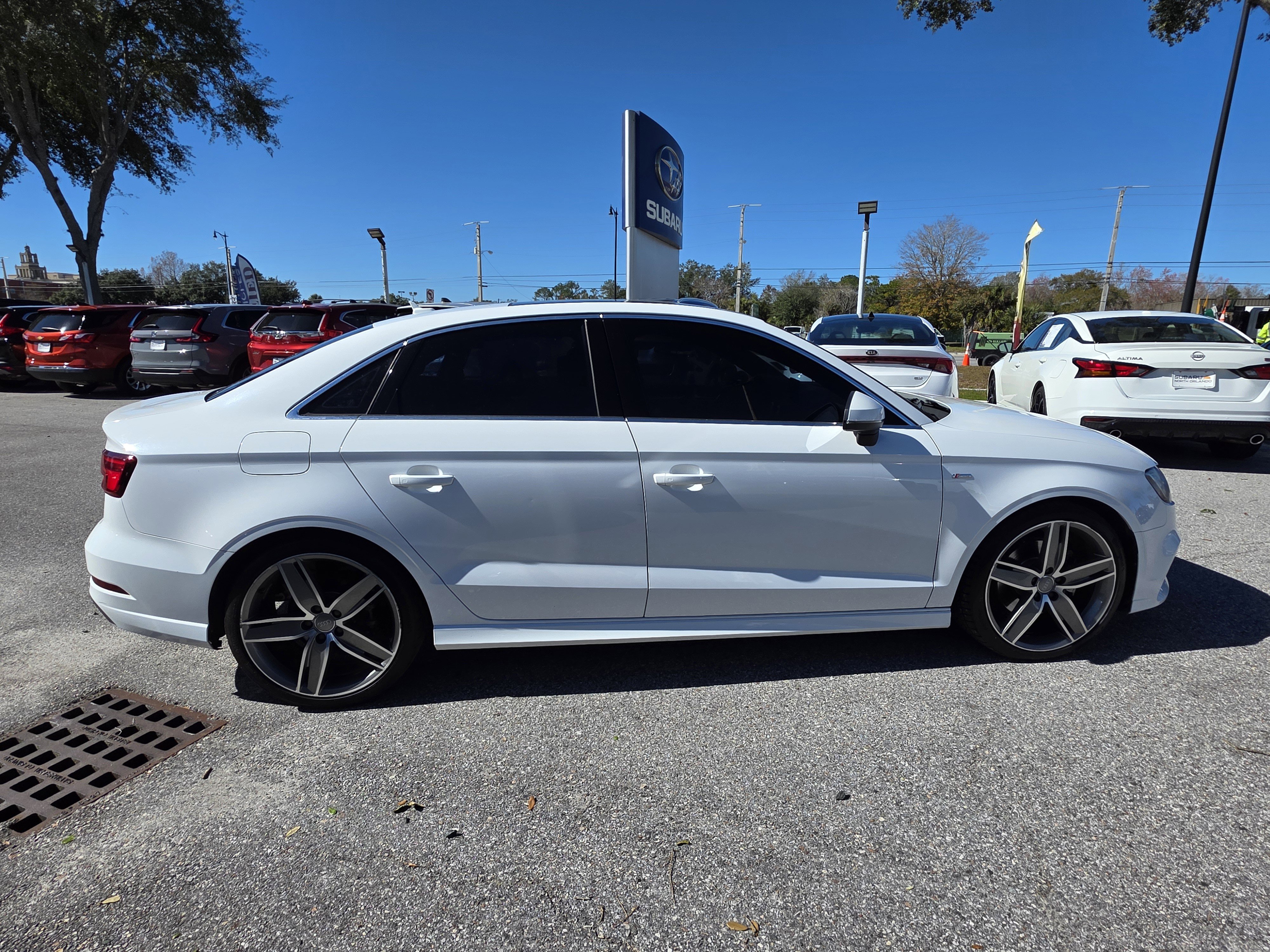 Used 2017 Audi A3 2.0T Premium Plus image 2
