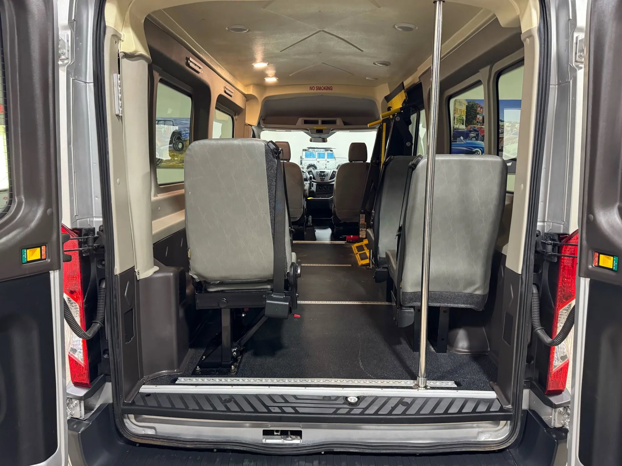 Used 2015 Ford Transit 350 148 Medium Roof image 25