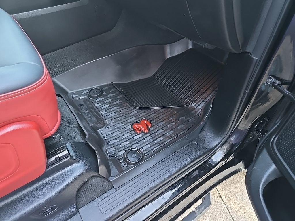 Used 2022 RAM 1500 Rebel image 89